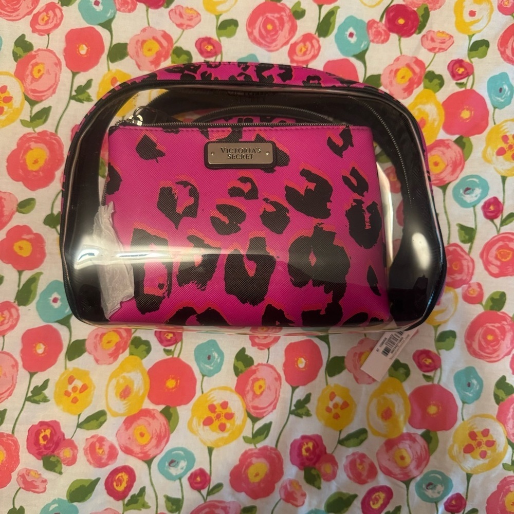 NWT Victoria’s Secret set of 3 bags - Picture 2 of 2